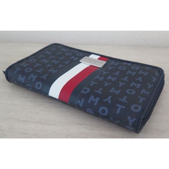 Tommy Hilfiger 69J40699 Women's Navy Signature Flag Zip Around Clutch Wallet $80 - Picture 3 of 8
